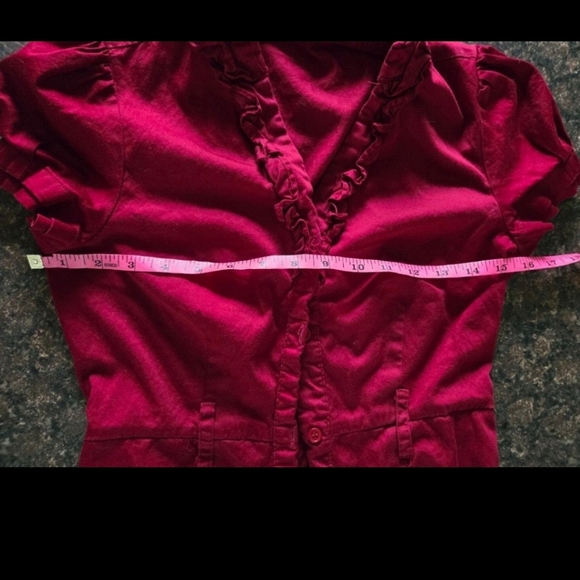 The limited Womens deep red v-neck Button Down dress size 2 - Picture 6 of 9
